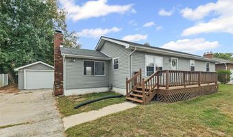 2405 Woodcrest Dr, Alton, IL 62002