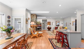 40 Lloyd Bowen Ct, Glocester, RI 02814