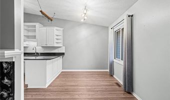 4373 Arden View Ct, Arden Hills, MN 55112