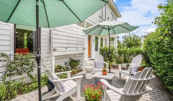 706 Bladen St, Beaufort, SC 29902