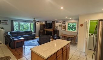 72 Tabor Cir, Albany, NH 03818