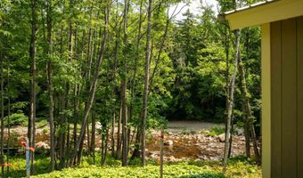 7 River And Pines Condo Rd, Bartlett, NH 03812