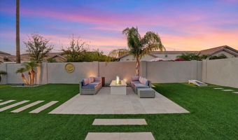 2080 E AQUARIUS Pl, Chandler, AZ 85249