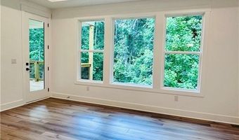 6312 Woodstock Rd, Acworth, GA 30102