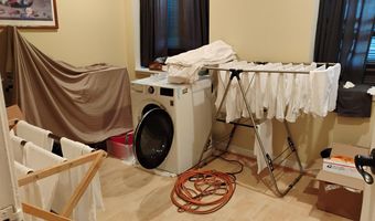 6926- E LITTLE RIVER Tpke, Annandale, VA 22003