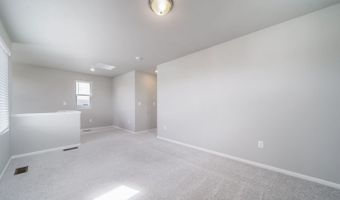 46570 Avery Ln, Bennett, CO 80102