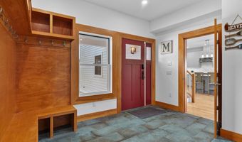 4362 Lake St, Bridport, VT 05734