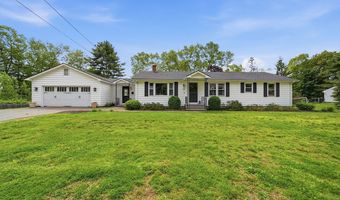 11 W Winkley St, Amesbury, MA 01913