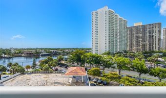 20505 E Country Club Dr 736, Aventura, FL 33180