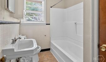 2850 Cherokee Rd, Athens, GA 30605