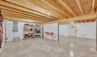 92 Joyce Dr, Carroll, NH 03595
