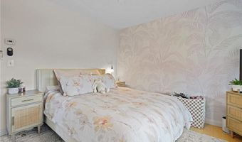 96 Roger Williams Dr, North Kingstown, RI 02852