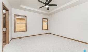 2317 E Brek St, Brandon, SD 57005