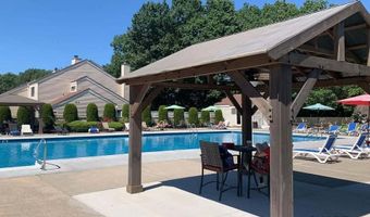 11 Deer Run 11, Bethel, CT 06801