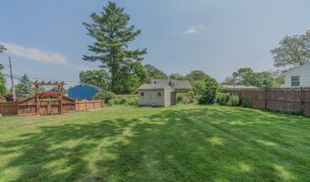 136 Youngs Ave, Coventry, RI 02816