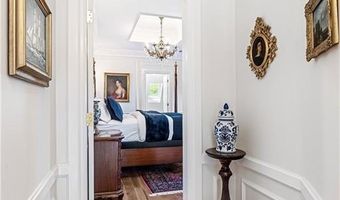 541 Bellevue Ave 5, Newport, RI 02840