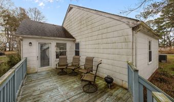 225 N 6th St, Aurora, NC 27806
