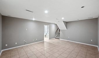 602 5th Ave SE, Altoona, IA 50009