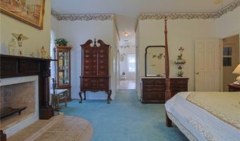 21810 Pearl St, Alva, FL 33920