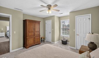866 Westgate Dr, Anderson, IN 46012
