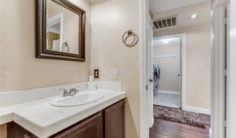 7 Crown Valley Dr, Henderson, NV 89074