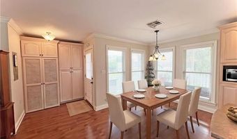 304 PARISH Dr, Arabi, LA 70032