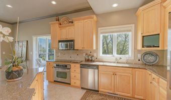 269 202nd St, Arnolds Park, IA 51331