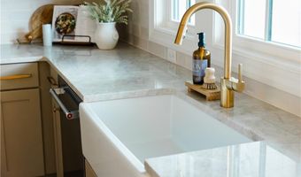 400 Mayfair Ct, Alpharetta, GA 30009