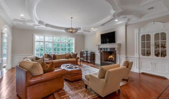 27 Marie Major Dr, Alpine, NJ 07620