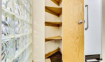 1111 ARLINGTON Blvd #812, Arlington, VA 22209