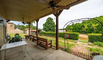 937 Muskogee Ln, Bean Station, TN 37708