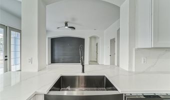 5718 SEA TURTLE Pl, Apollo Beach, FL 33572