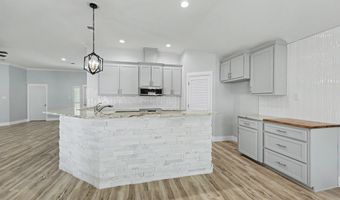 950 Bay St, Aransas Pass, TX 78336