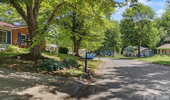102 Wicklow Dr, Asheville, NC 28806