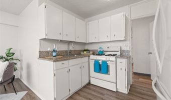 712 Kamuela Ave 303, Honolulu, HI 96816