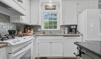 2014 Sharon Ave, Albany, GA 31707