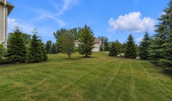 5049 Birdie Ln, Ann Arbor, MI 48103