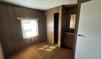 9 Arlington St, Berlin, NH 03570