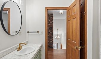 33 Valley View Rd, Berlin, VT 05679