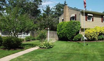 703 Breakers Ave, Absecon, NJ 08201