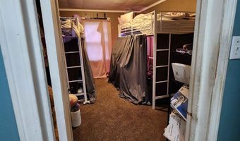 718 N 4th St, Arkansas City, KS 67005
