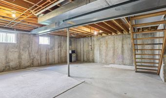 1439 Greenfield Crossing Ct, Ballwin, MO 63021