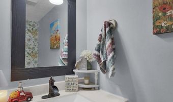 518 Virginia St, Ashville, OH 43103