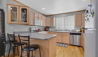 232 N 100 W, Centerville, UT 84014