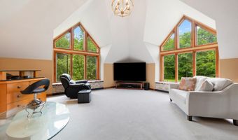 403 Riley Mountain Rd, Coventry, CT 06238