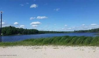 7 Wintergreen Trl, Albrightsville, PA 18210