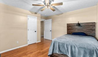 122 Nash Dr, Athens, TN 37303