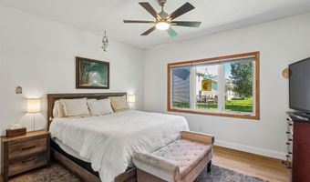 910 NE 45th St, Ankeny, IA 50021