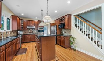 301 BERKLEY Ave, Belle Mead, NJ 08502