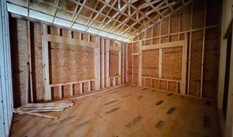37 Alpine Dr, Porter, ME 04068